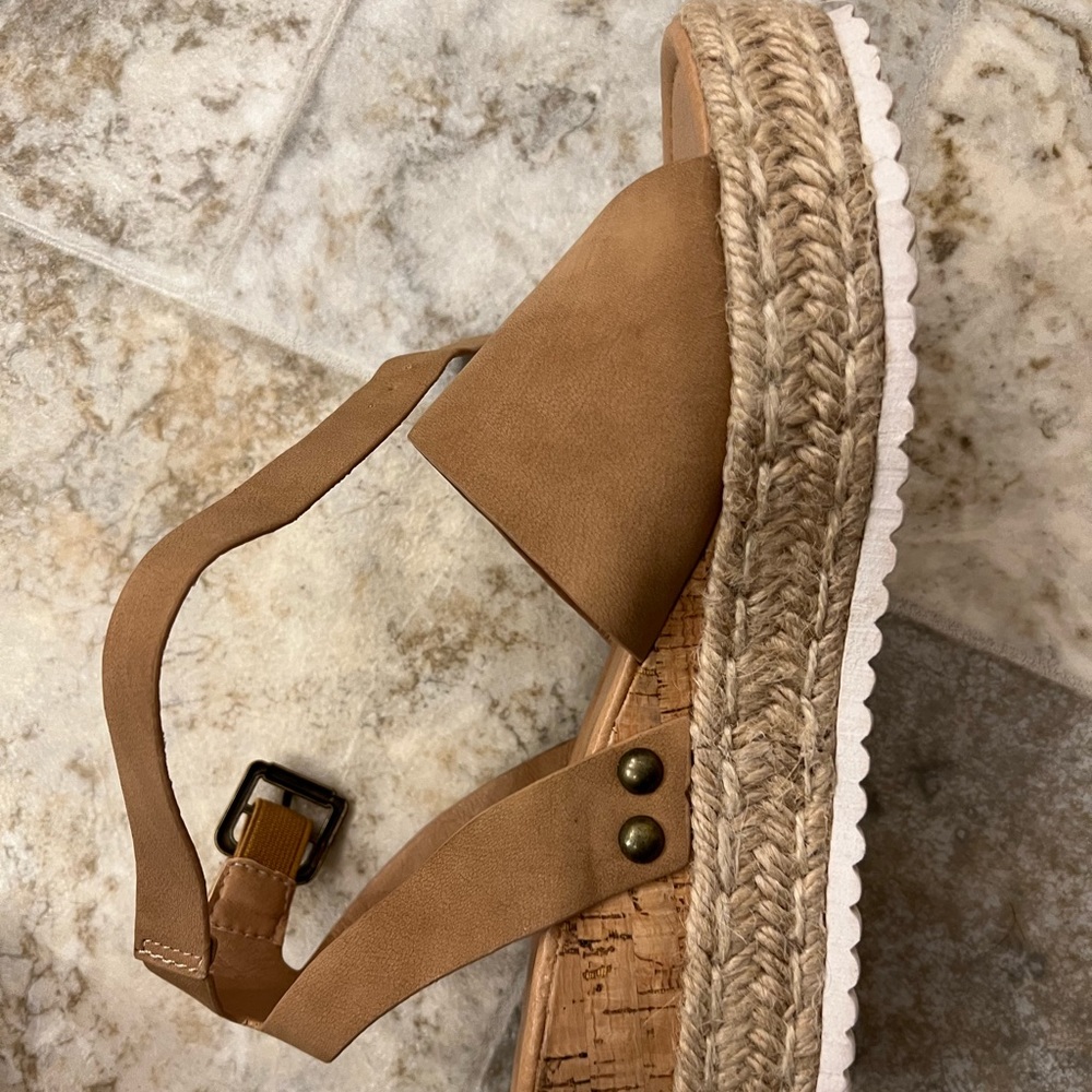 Summer sandals like new